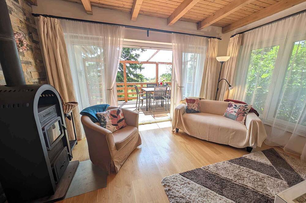 Ferienhaus mit Panorama und Internet in Pákozd, Gárdonyi járás