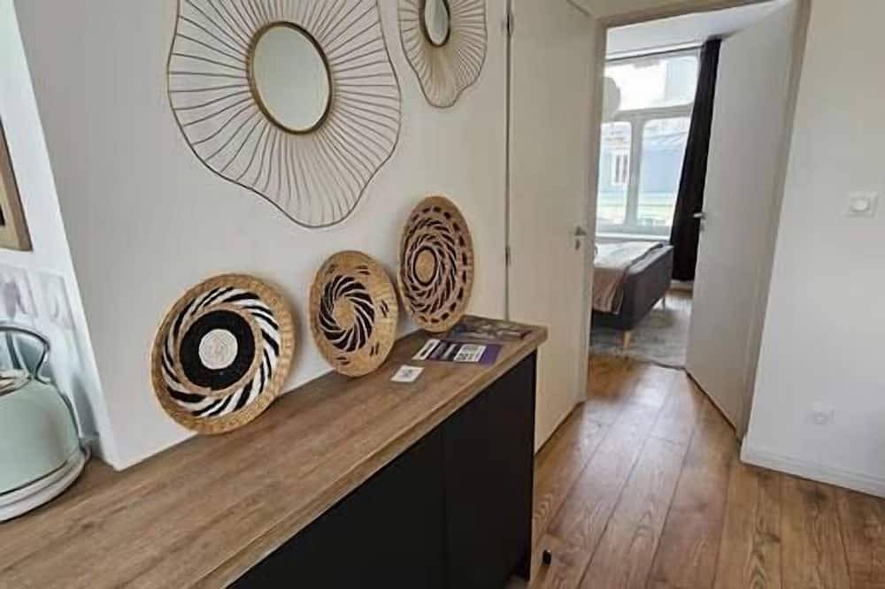 Apartamento entero, Elegant apartment in a luxury residence in Arrás (Paso de Calais), Región de Arras
