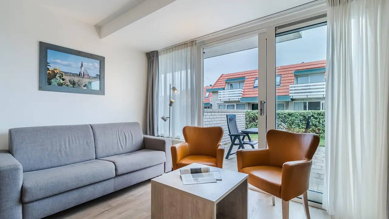 Geheel vakantieappartement, Vakantieappartement voor 4 personen met tuin in De Koog, Nederlandse waddeneilanden