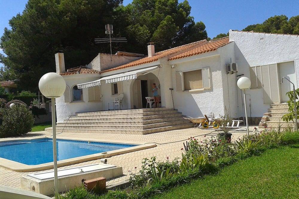 Villa Los Balconesss in Los Balcones, Torrevieja