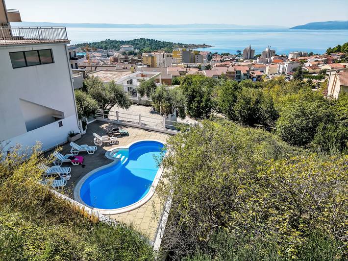Ozzi mit privatem Pool in Makarska, Makarska riviera