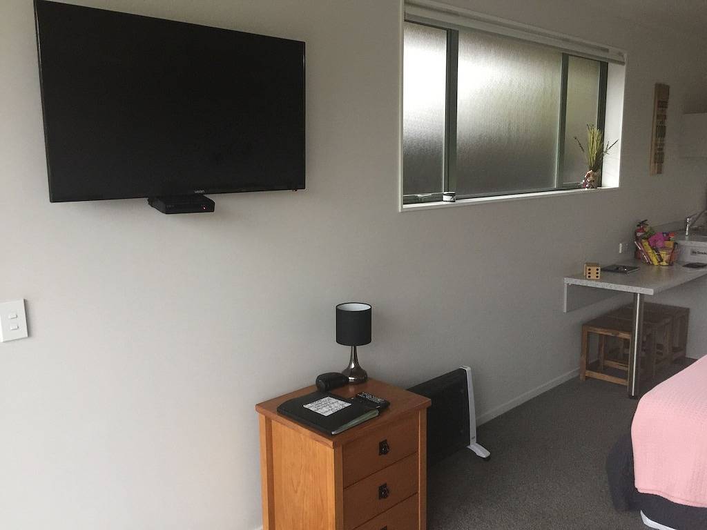 Ganze Wohnung, Privates, warmes Studio mit kostenlosem Wlan und Frühstück in Greymouth, West Coast (Neuseeland)