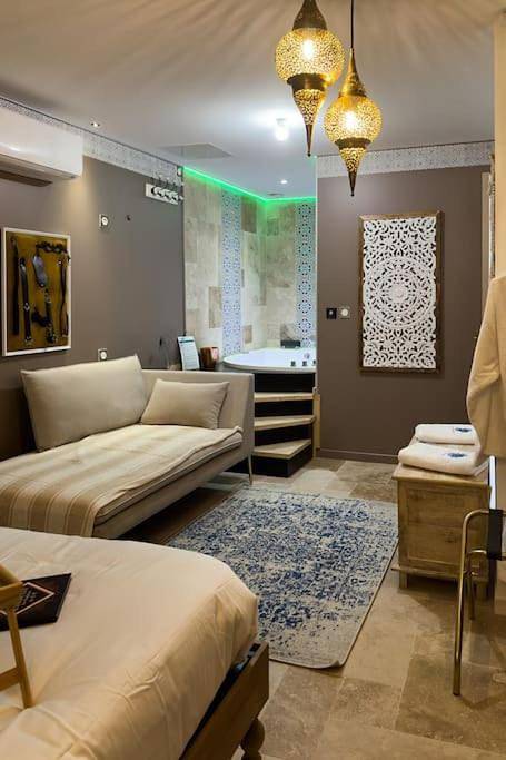 Gîte pour 2 personnes, avec jacuzzi à Saint-Rambert-d'Albon - 4