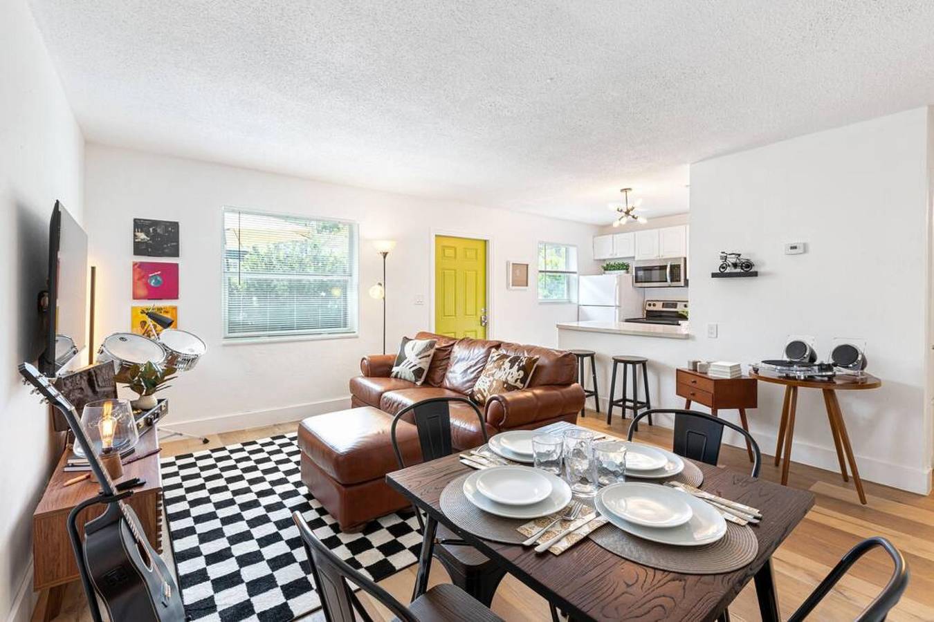 Apartamento entero, Musicians Lounge - 2 Br with parking asssigned in Fort Lauderdale, Broward County