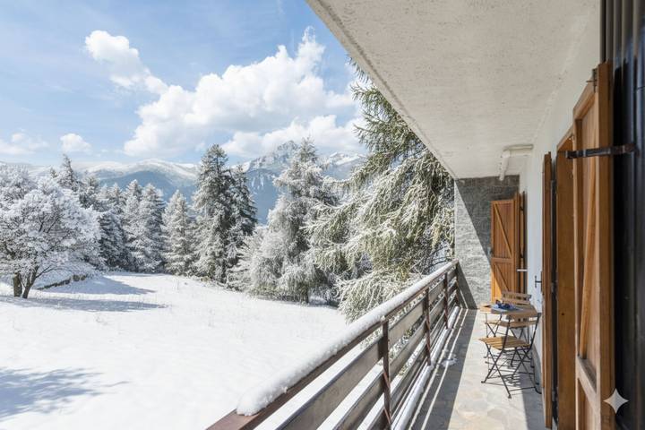Appartamento intero, Armonia Apartment with Private Garden in Sauze d'Oulx, Via Lattea