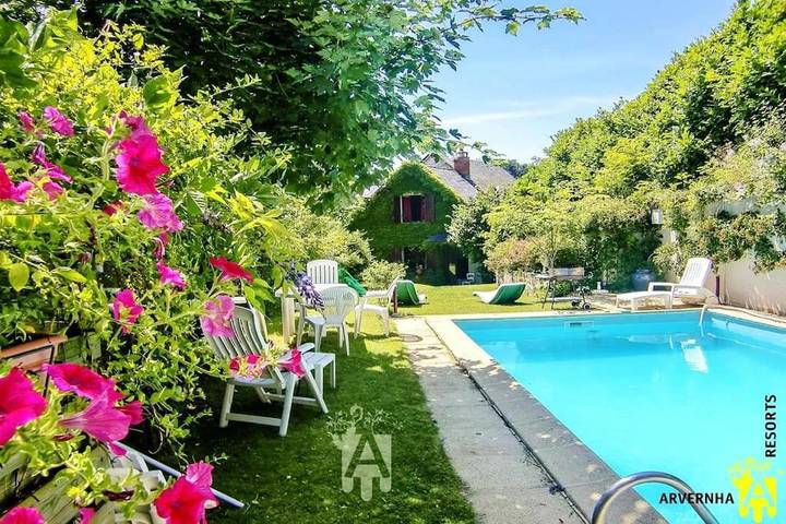 Maison de vacances pour 8 personnes, avec Terrasse ainsi que Jardin et Piscine
