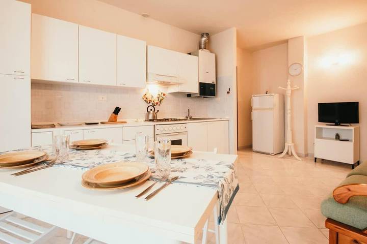 Gîte pour 5 personnes, avec terrasse à Marinella di Sarzana - 3