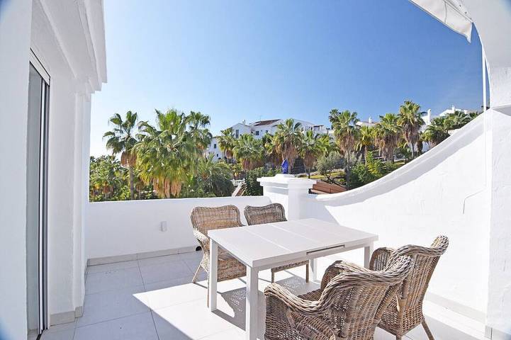 Ferienwohnung für 4 Personen, mit Garten und Terrasse sowie Pool - 1