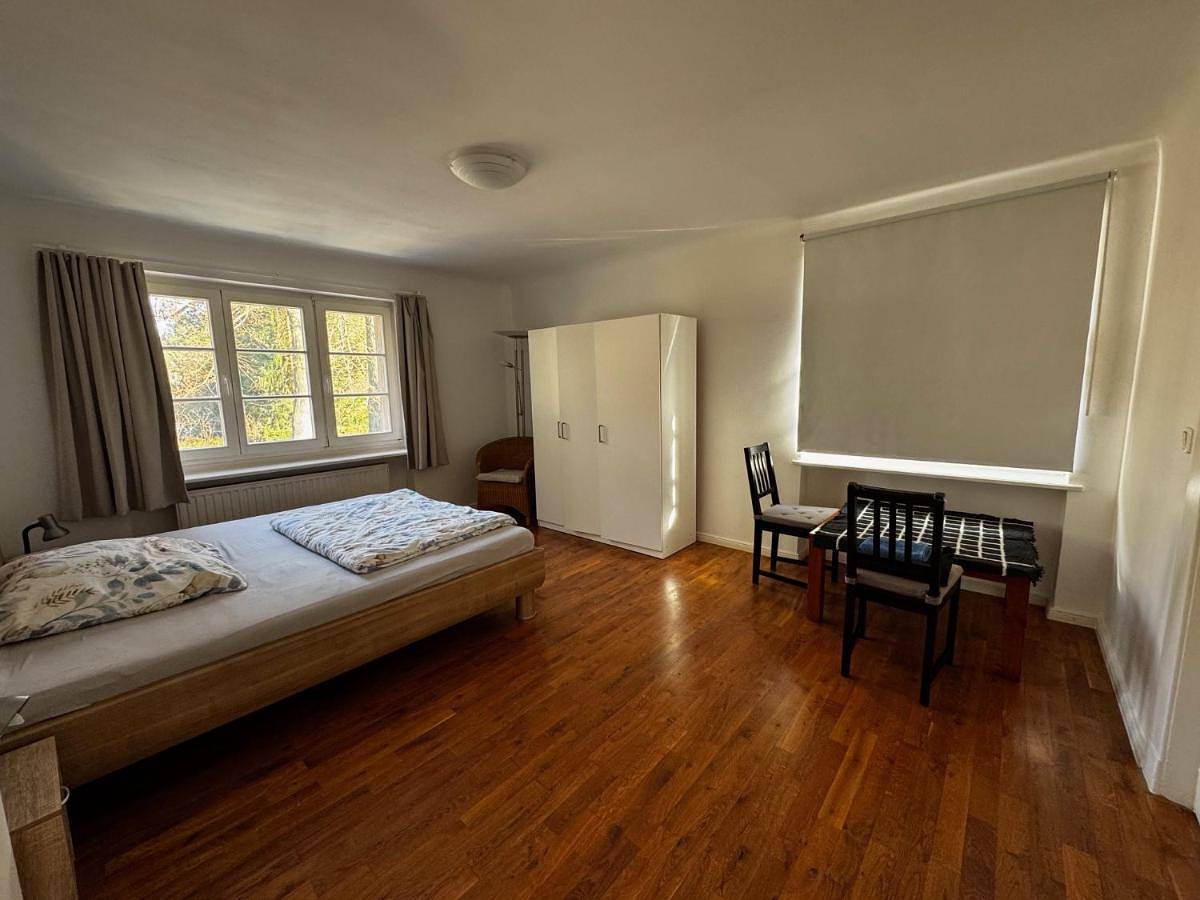 Three-Bedroom House in Berlin Zehlendorf, Berlin