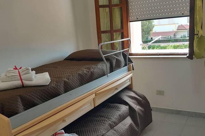 Apartamento entero, Cozy house Rosalba is only 700 meters from the crystal clear sea of Scalea in Scalea, Provincia de Cosenza