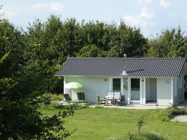 Ferienhaus für 4 Personen, mit Seeblick und Terrasse sowie Garten in Kappeln