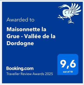 Gîte pour 2 personnes, avec jardin et vue à Aubazines