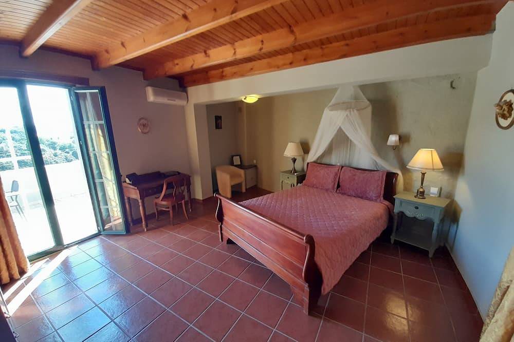 Villa Orsalia in Agia Marina, Chania region