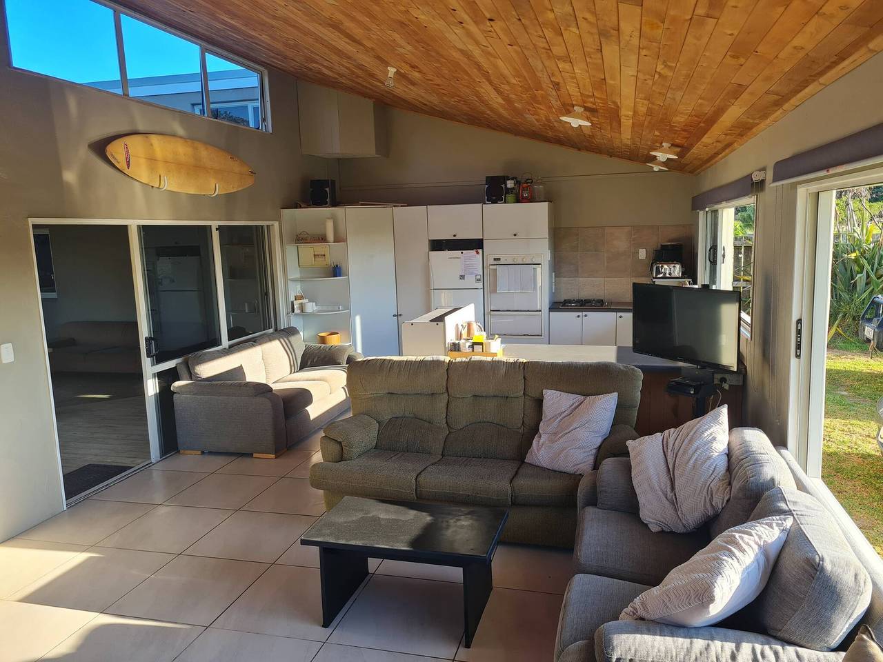 Kiwi bach at a secluded Northland East Coast beach in Whangarei District