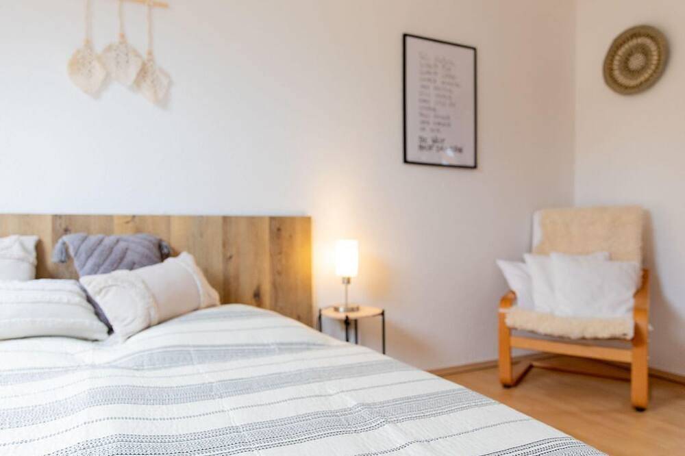 Ganze Wohnung, Ferienwohnung Pfalztime - Ferienwohnung, Dusche oder Bad, Wc, 2 Schlafräume in Bad Bergzabern, Südliche Weinstraße