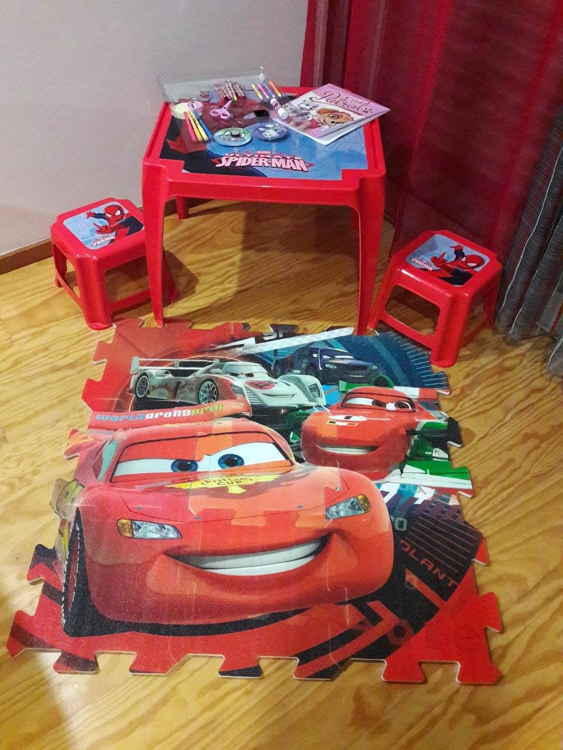 Appartamento intero, Appartamento 'T3 - Sao Pedro 2' con vista mare, Wi-Fi e aria condizionata in São Miguel Island, Ponta Delgada