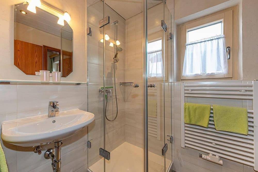 \"Nr.1\" Fewo/1 Schlafraum/Dusche, Wc - Hanslbauer, Ferienwohnungen in Krün, Bayerische Alpen