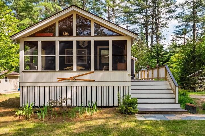 Chalet für 8 Personen, mit Terrasse und Whirlpool - 1