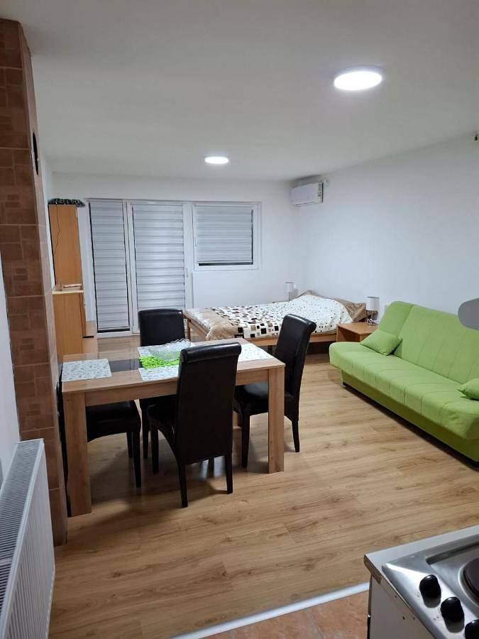 Gîte pour 3 personnes, avec jardin et vue à Vršac - 3