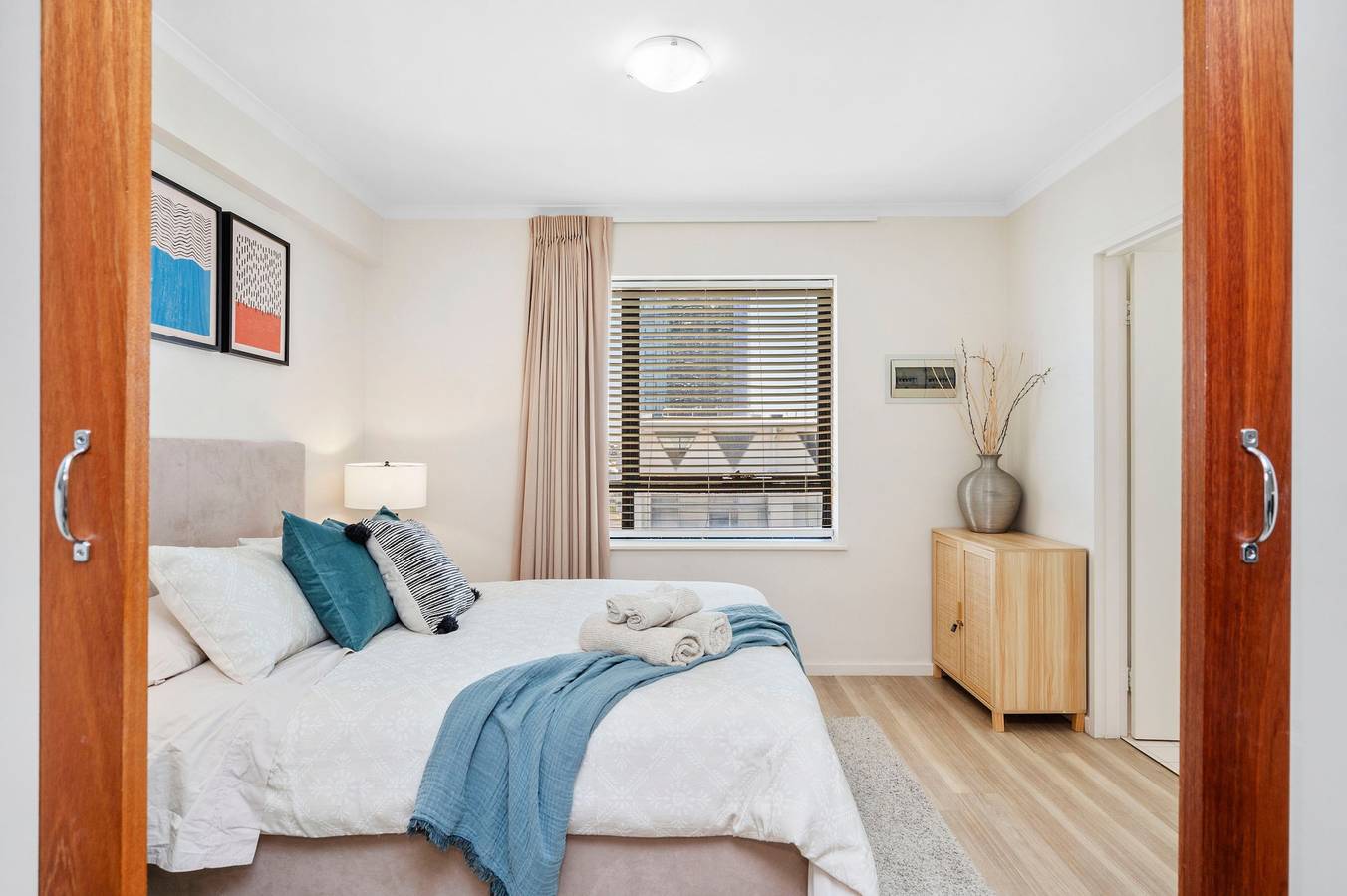 Entire apartment, Spacious 1Bdr | Fast Wi-Fi | Near Rac Arena in East Perth, Perth