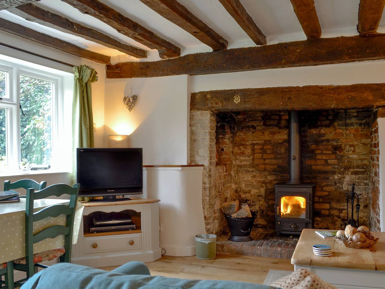 Three Ash Cottage in Waveney District, The Broads