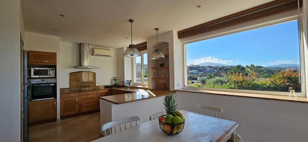 Villa pour 8 personnes, avec piscine ainsi que vue et jardin à Propriano - 2