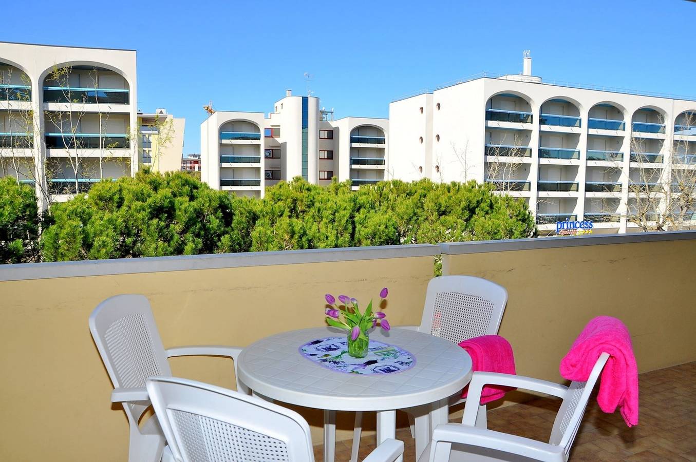 Entire apartment, Precious apartment in residence with swimming pool in Bibione, Venice Province