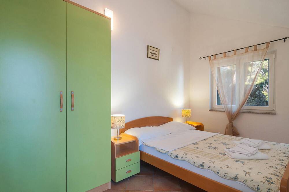 4 bedroom cozy home in Zarace in Hvar