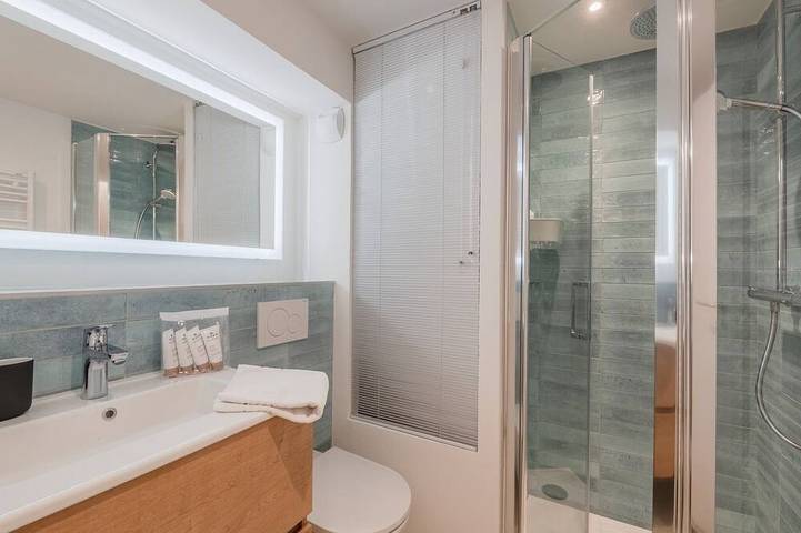 Gîte pour 4 personnes, avec terrasse dans Gare des Praz de Chamonix - 4