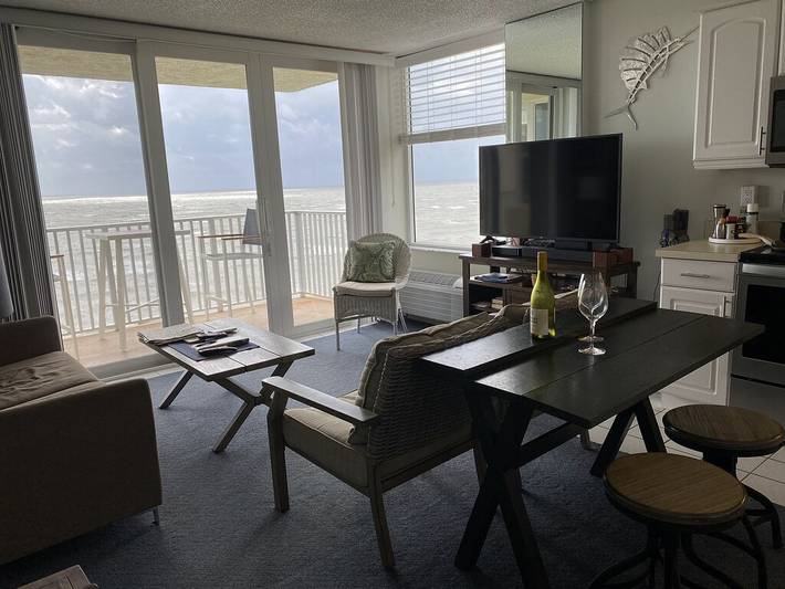 Vacation rental for 2 people, with pool and balcony in Fort Myers Beach