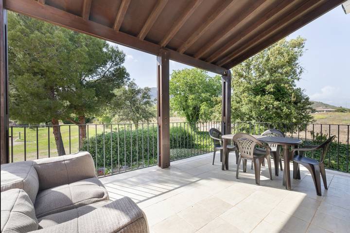 Location de vacances pour 5 personnes, avec jardin et vue sur le lac, adapté aux familles dans Bonmont Terres Noves - 2