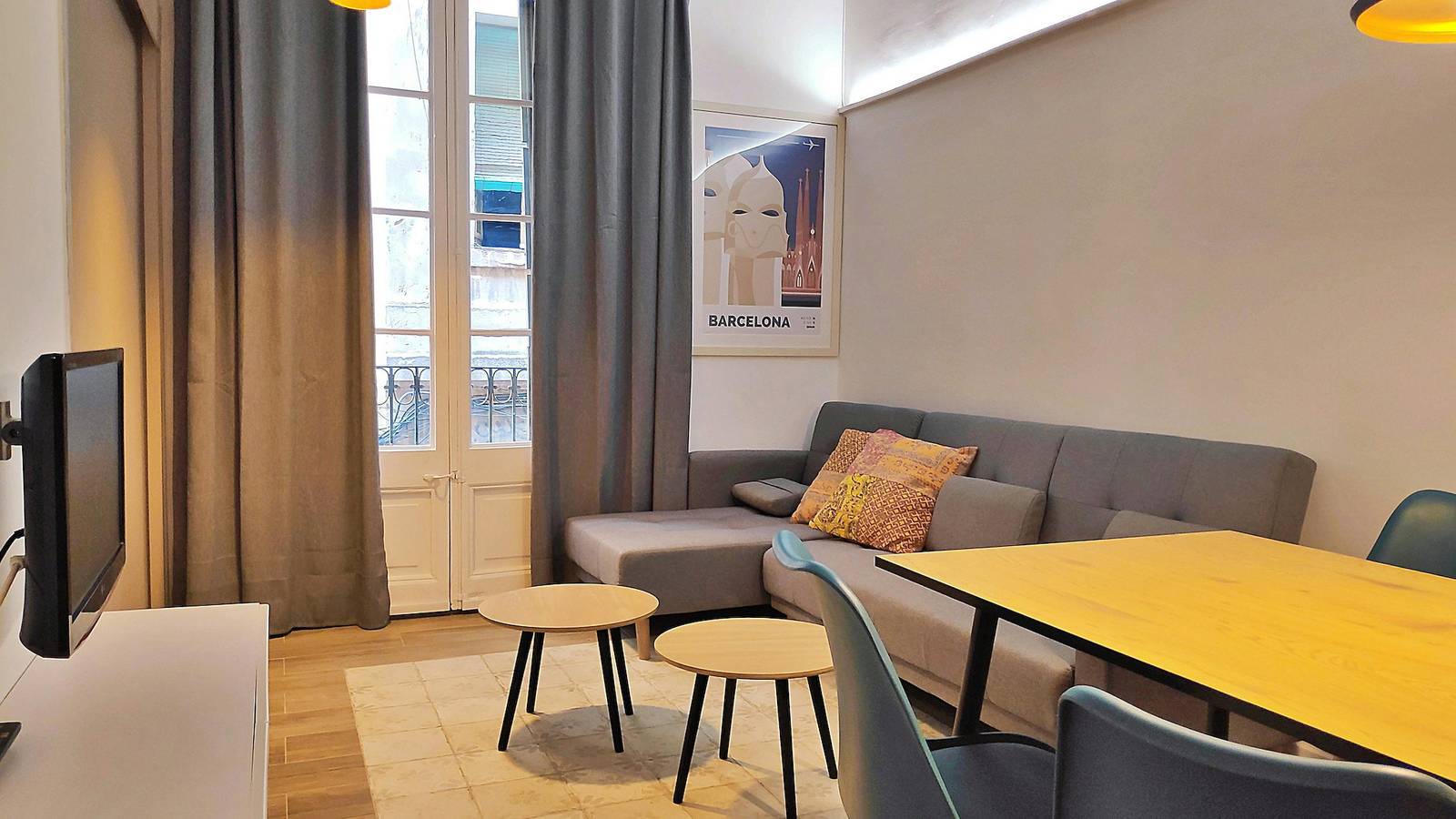 Ganze Wohnung, S3.Mercat Sant Antoni - Central Location. Metro L2 in Barcelona Zentrum, Barcelona