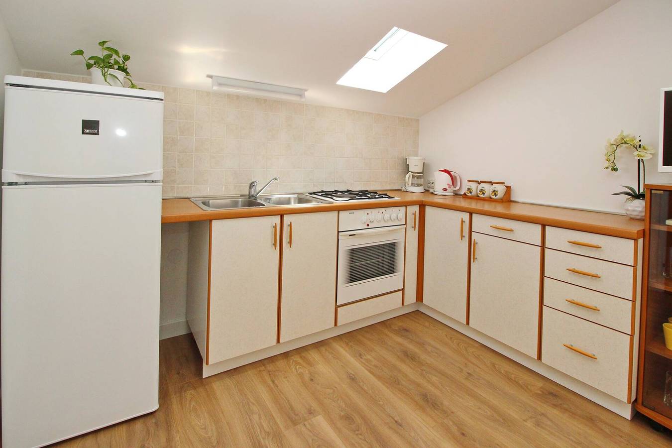 Appartement entier, Apartment Cubranic S. Senj - in Harbour, near the Sea in Baška, Krk