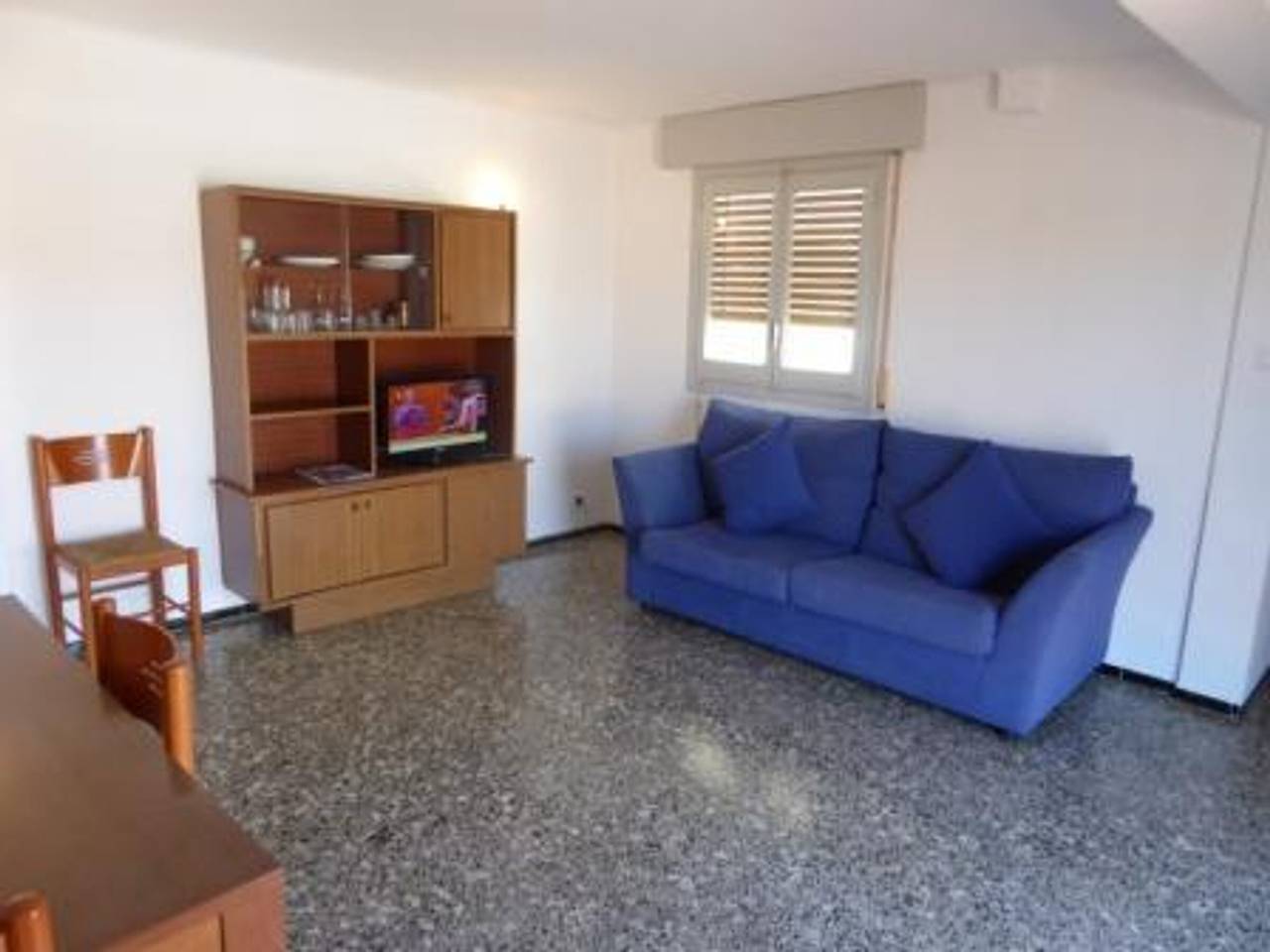 Apartamento entero, Ático con gran terraza, a 100m de la playa del Port de Llançà, con Wifi, Tv y cocina renovada in Llansá, Alt Empordà