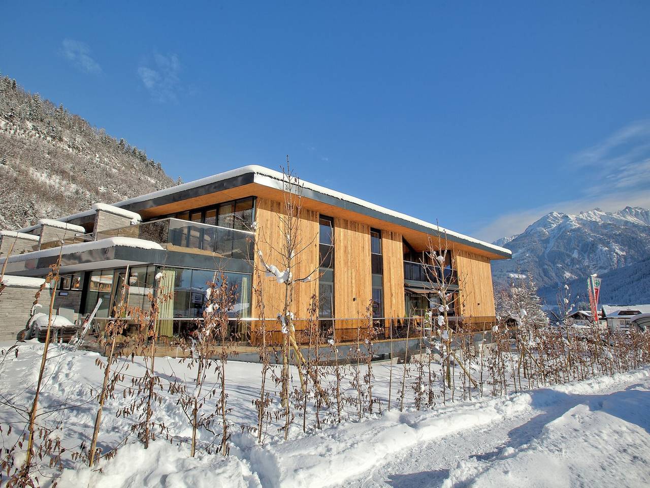 Ganze Wohnung, Beautiful apartment with garden, with access to sauna in Neukirchen am Großvenediger, Pinzgau