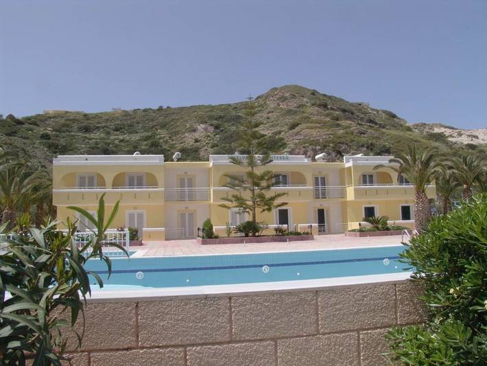 Ferienhaus für 3 Personen, mit Balkon und Terrasse sowie Garten und Kinderpool