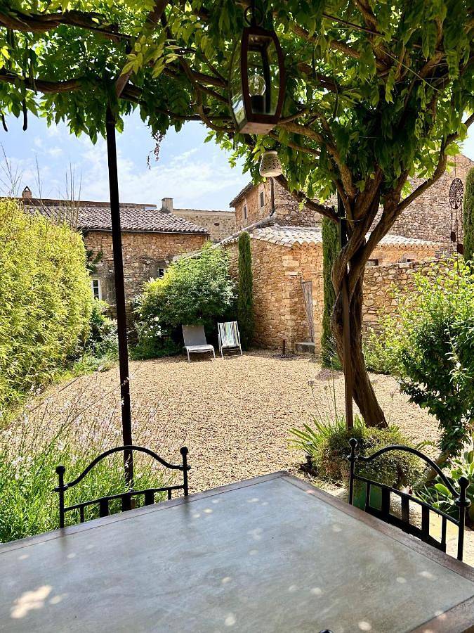 Location de vacances pour 6 personnes, avec jardin et vue à Aigaliers - 3