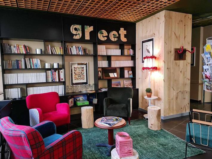 Hôtel pour 5 personnes, avec Terrasse à Évreux