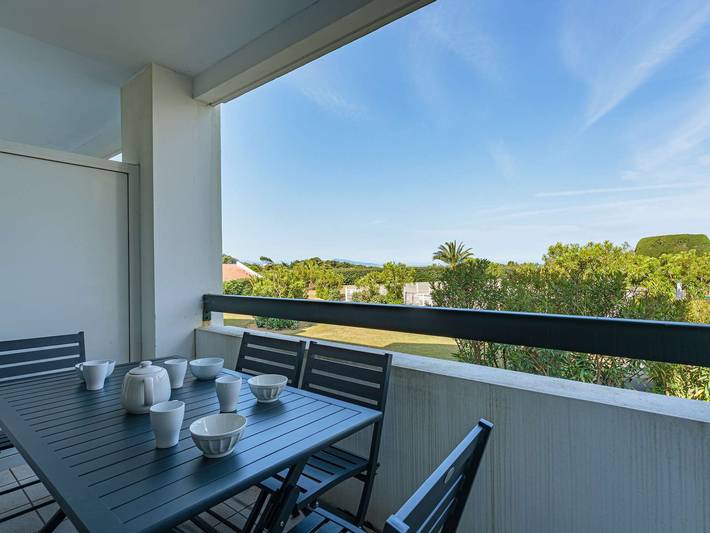 Appartement de vacances pour 4 personnes, avec Balcon ainsi que Terrasse et Piscine à Bidart