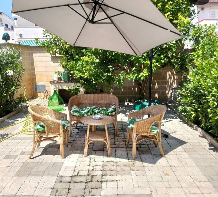 Villa per 5 persone, con balcone e panorama, adatto a famiglie con bambini a Leporano