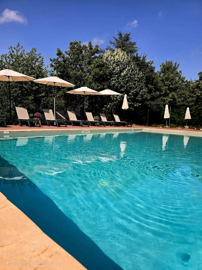 Villa für 4 Personen, mit Ausblick und Terrasse - 1