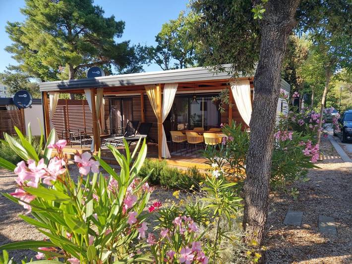 Camping für 6 Personen, mit Garten in Biograd na Moru