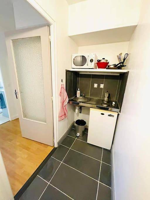 Gîte pour 2 personnes, avec jardin ainsi que vue et terrasse à Albertville - 3