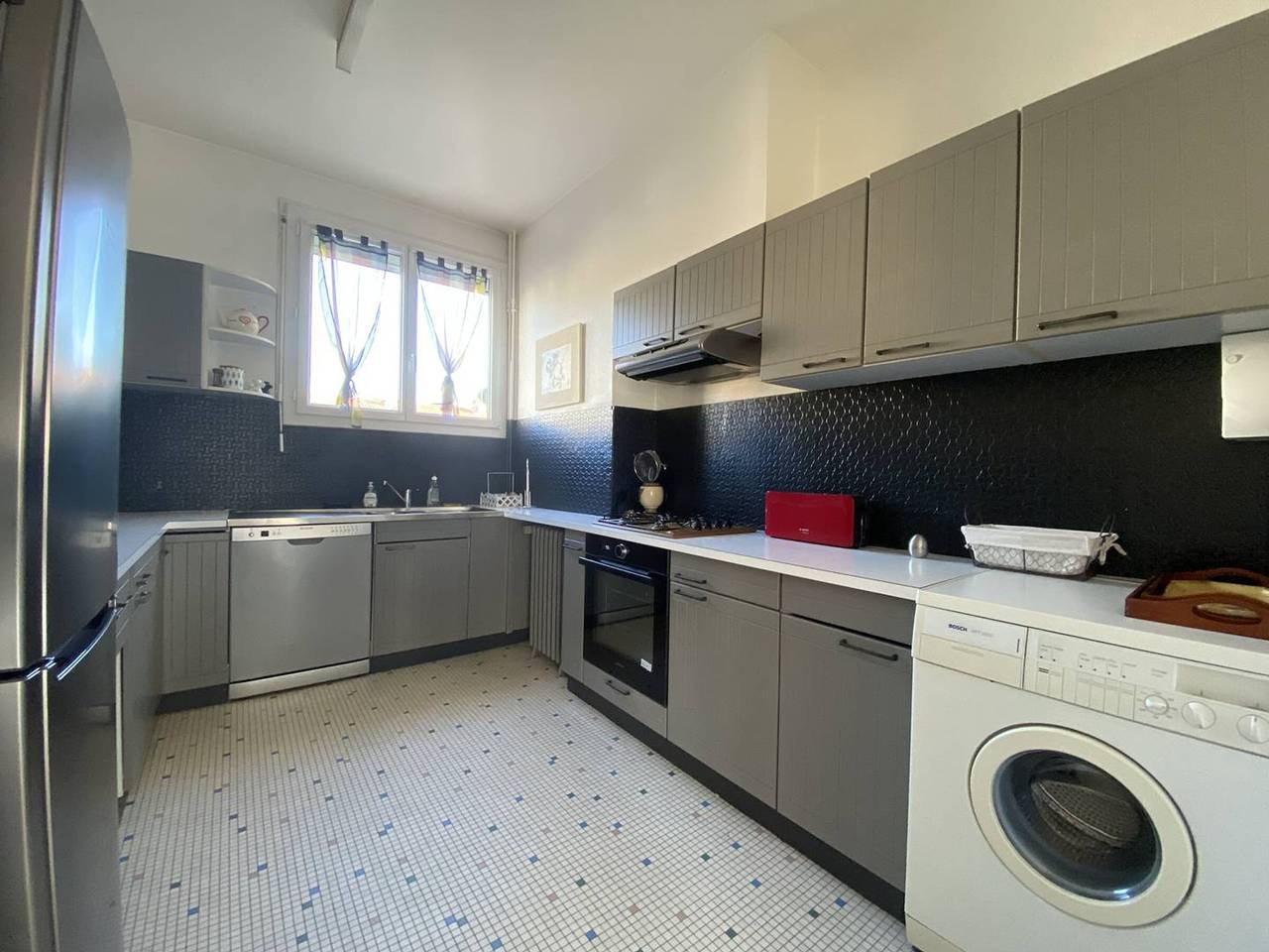 Appartement entier, Charmant appartement lumineux et spacieux au centre de Royan in Royan, Côte de Beauté