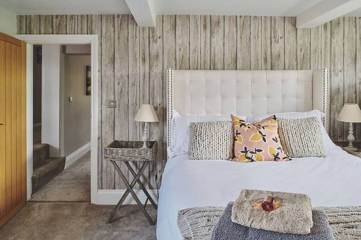 Sandy Hill Farm -  Luxury Cottages in Staffordshire