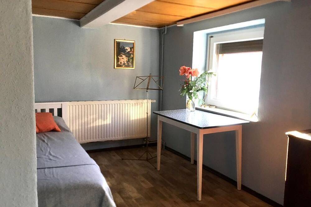 Ferienhaus Retrohäusl in Bertsdorf-Hörnitz, Zittauer Gebirge