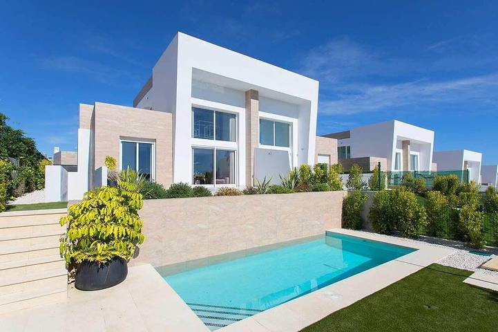 Villa for 8 people, with balcony and garden - 1