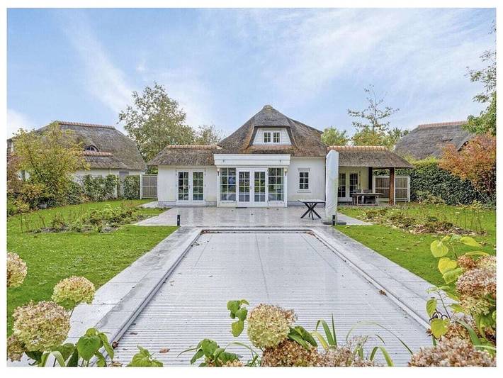 Appartement voor 8 personen, met zwembad en terras in Kamperland