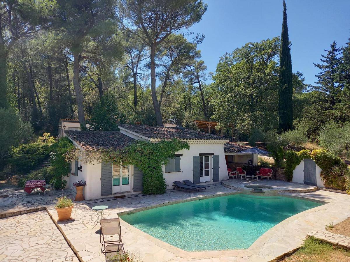 Le Mazet du Lapin Rouge in Figanières, Région de Draguignan