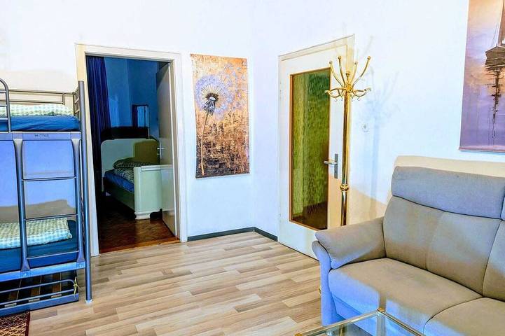 Ferienwohnung für 13 Personen, mit Balkon